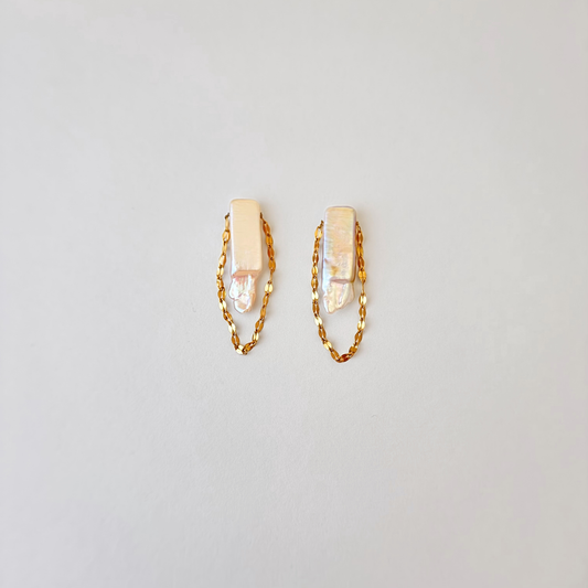 Threaded Pearl I